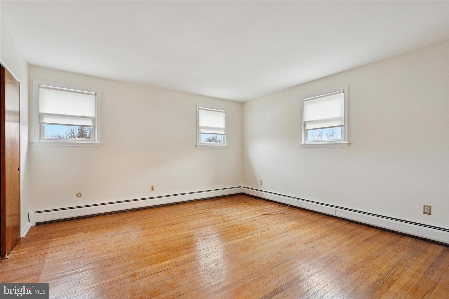230 S Carol Boulevard #b000 photo 17