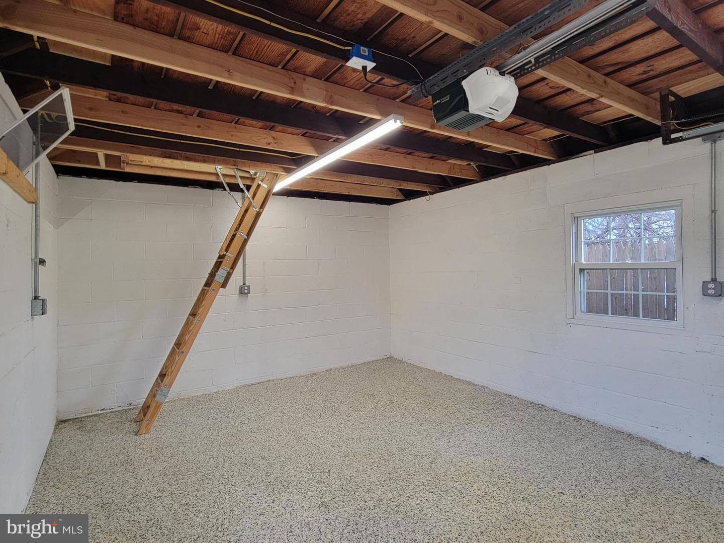 409 Perry Street Street photo 19