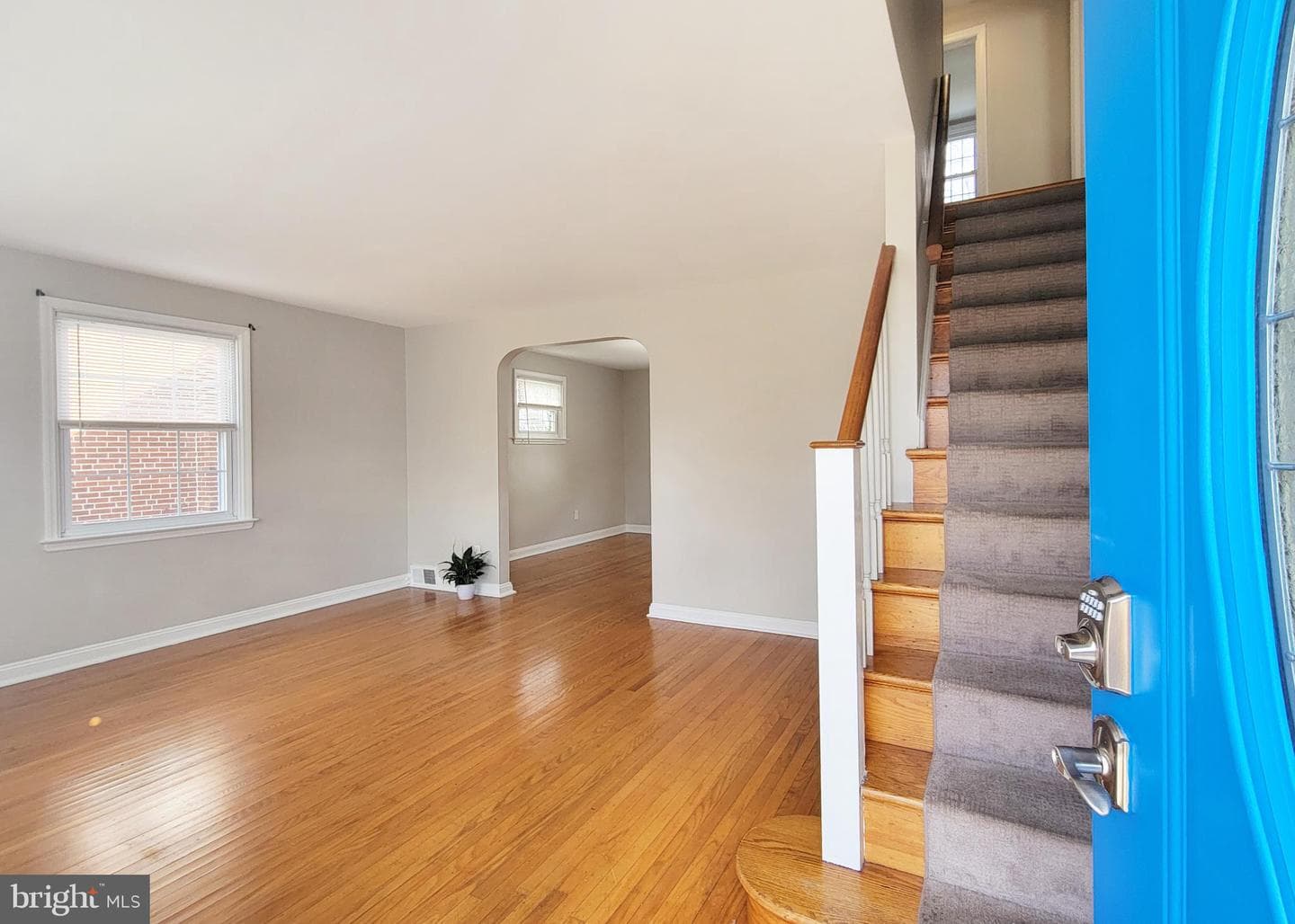 409 Perry Street Street photo 28