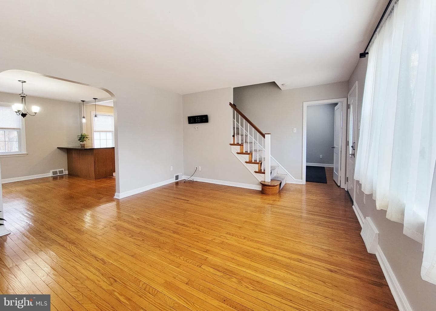 409 Perry Street Street photo 30