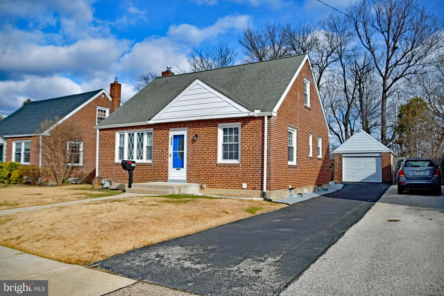 409 Perry Street Street photo 4