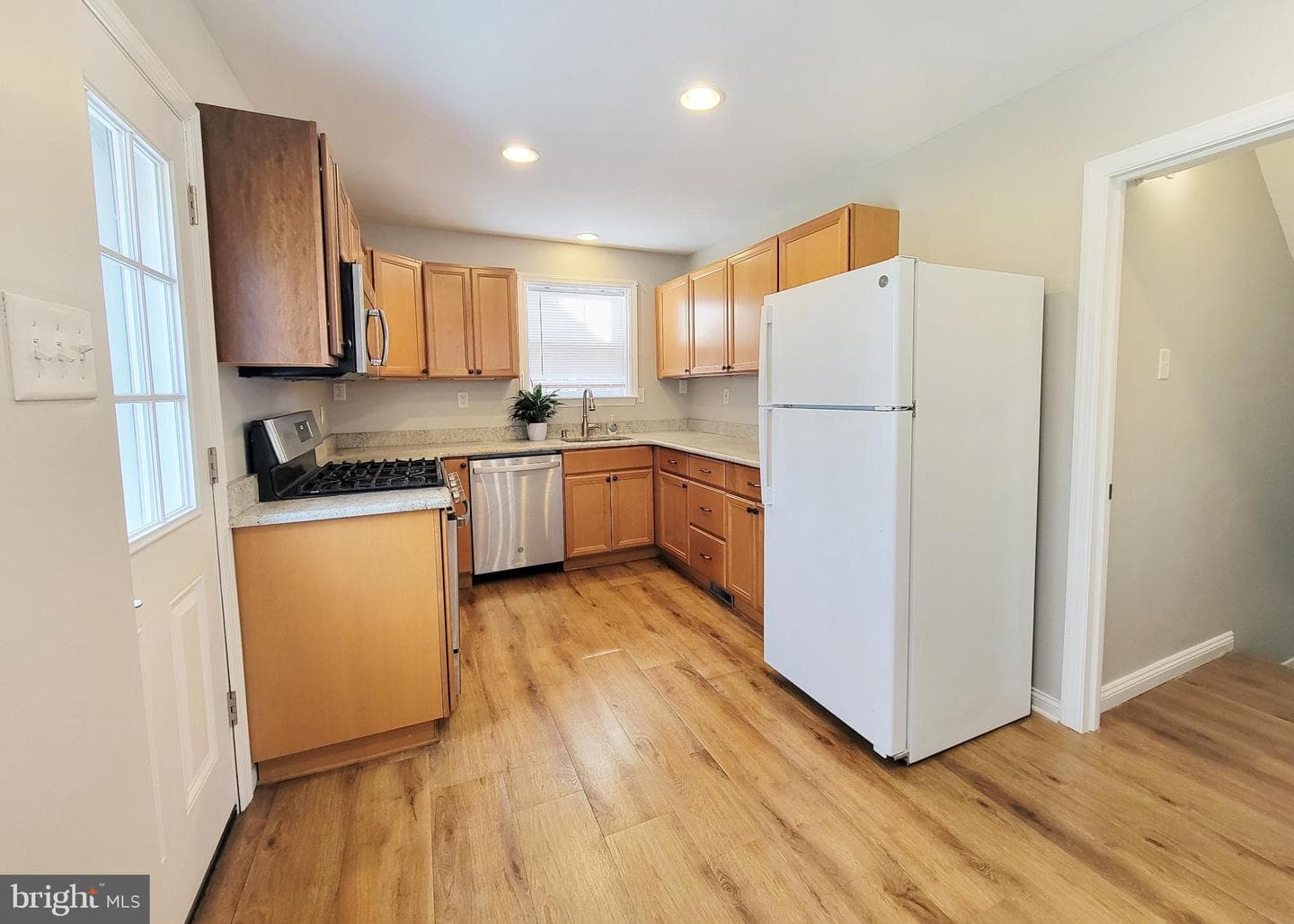 409 Perry Street Street photo 42
