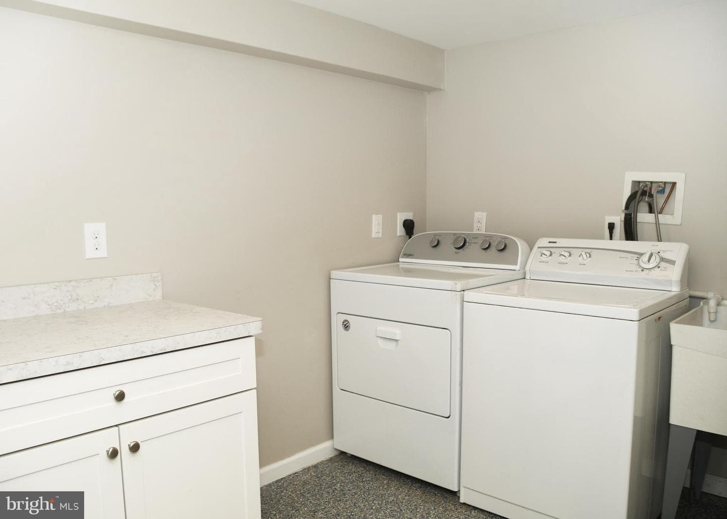 409 Perry Street Street photo 54