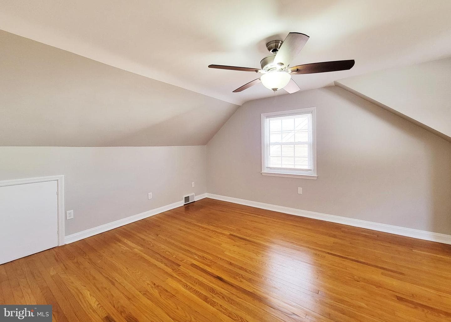 409 Perry Street Street photo 63
