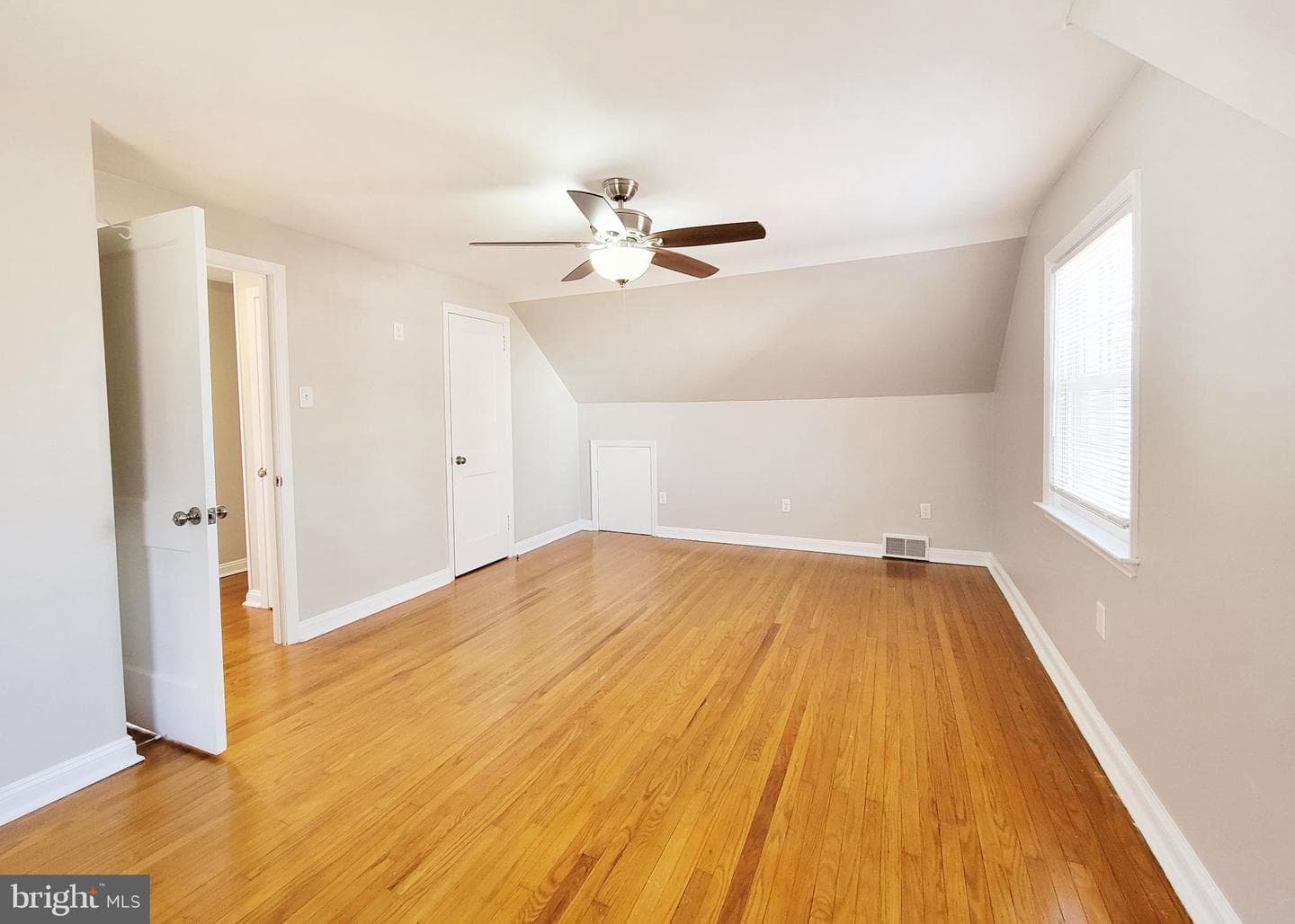 409 Perry Street Street photo 65