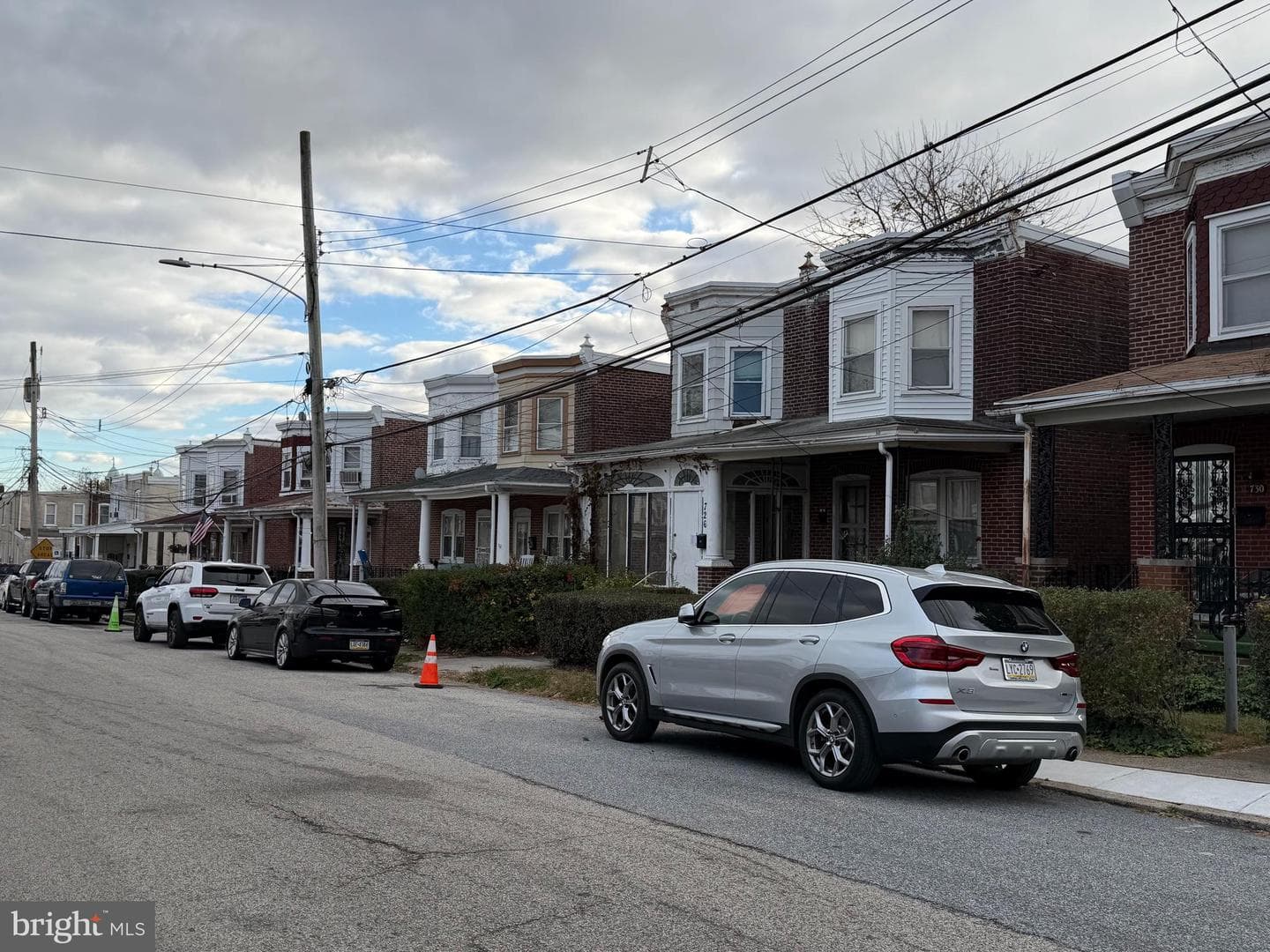 726 Wilson Street photo 2