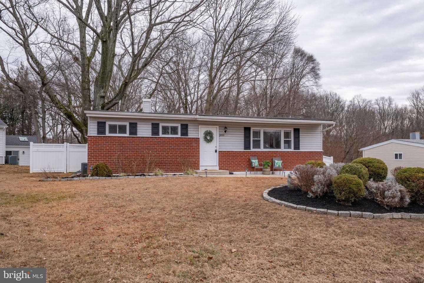 3999 Riviera Road photo 2