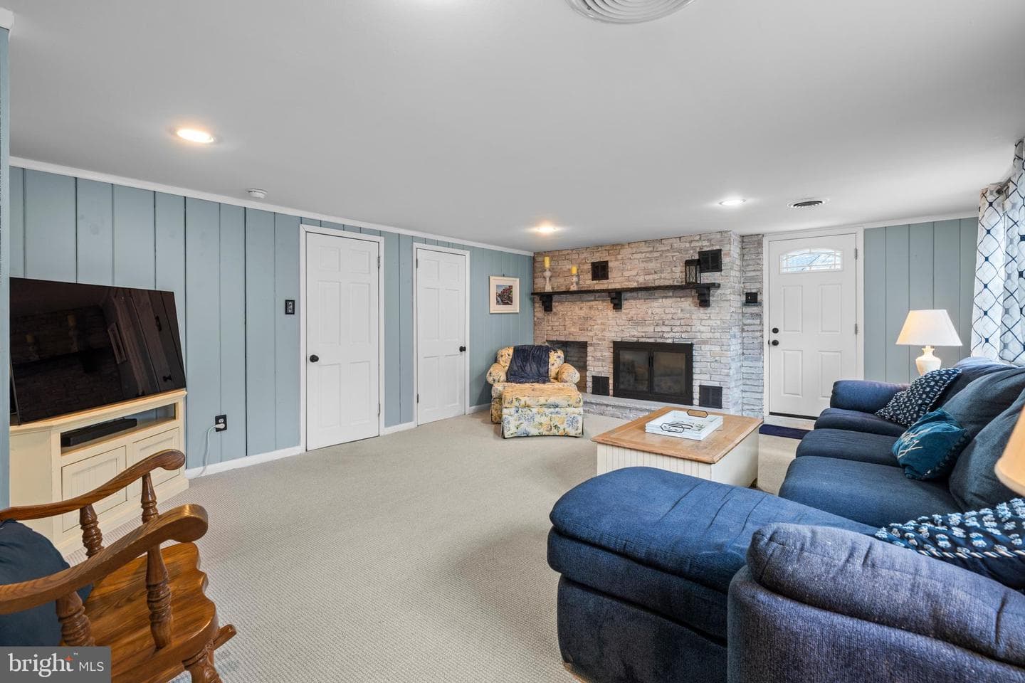 306 Bickmore Drive photo 19