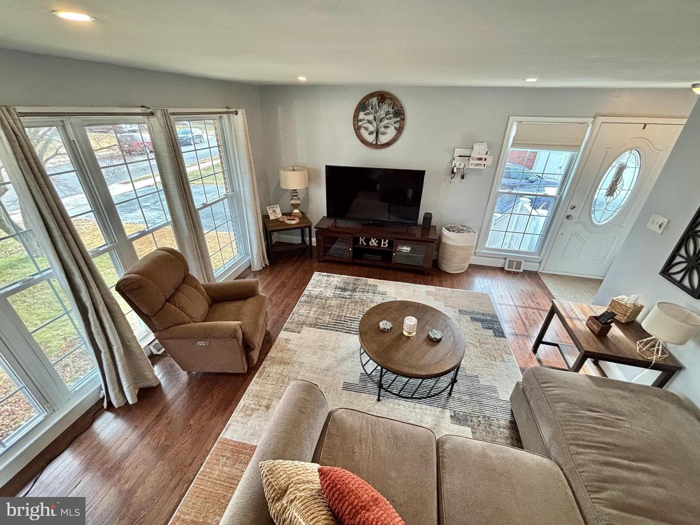 829 Hood Road photo 12