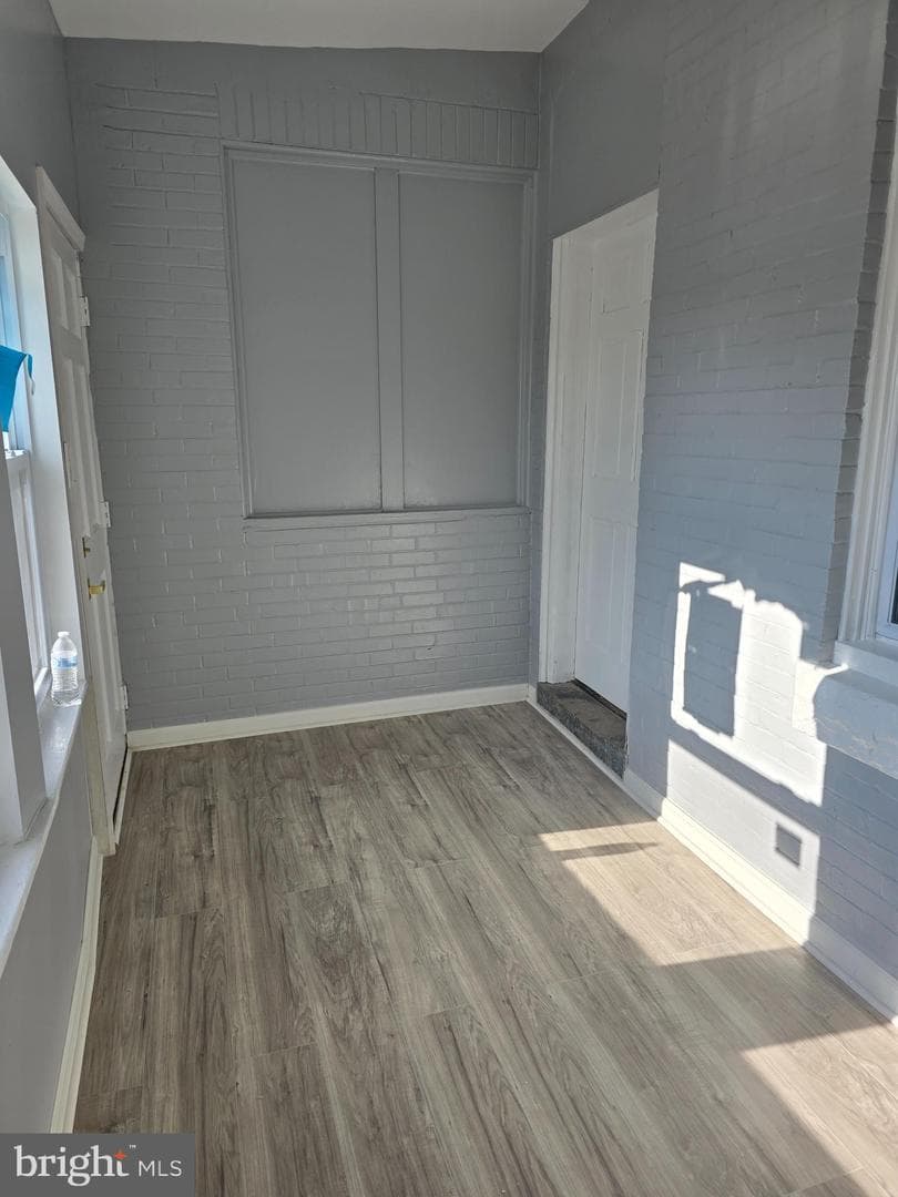 211 Spruce Street photo 5