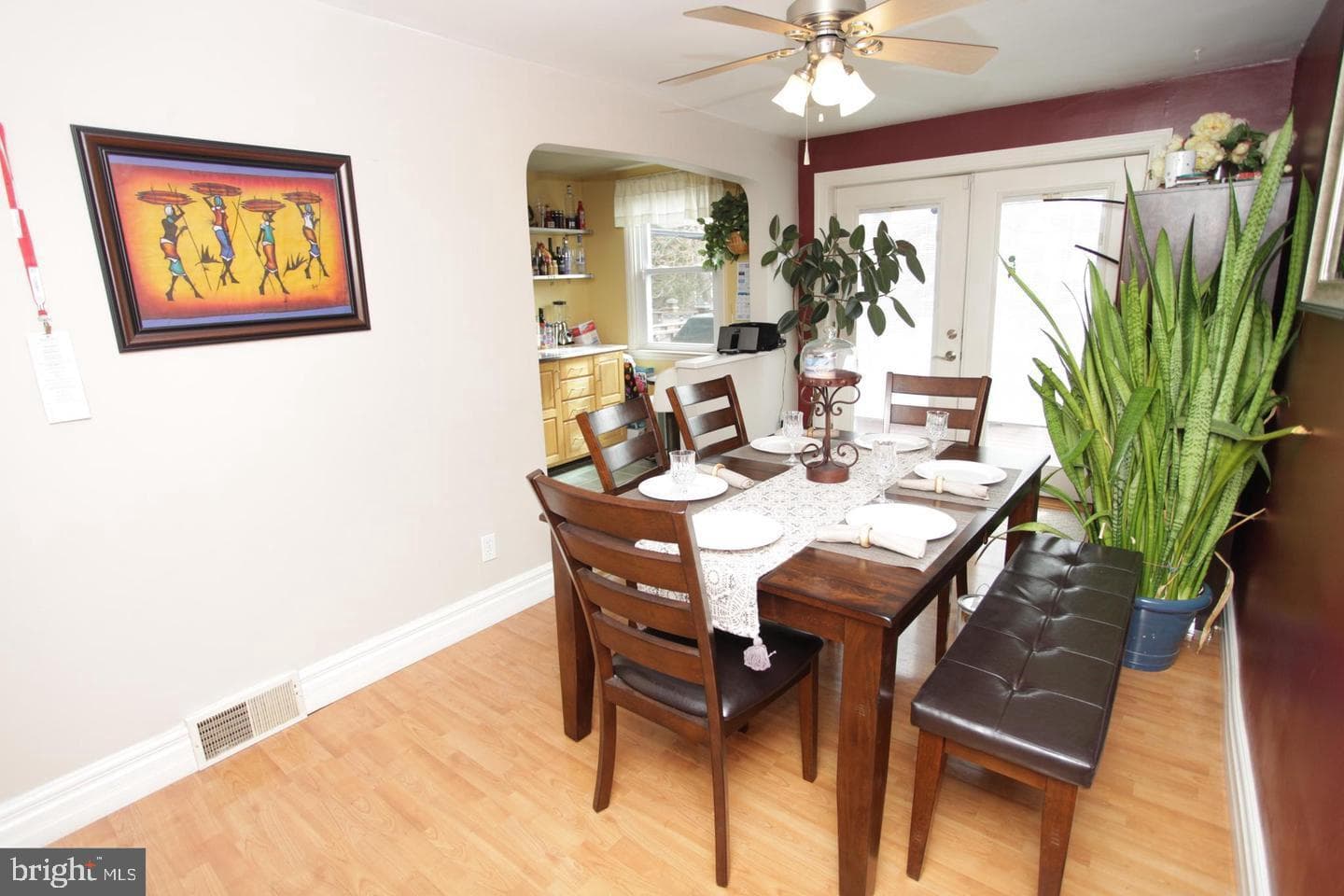 414 Rively Avenue photo 8