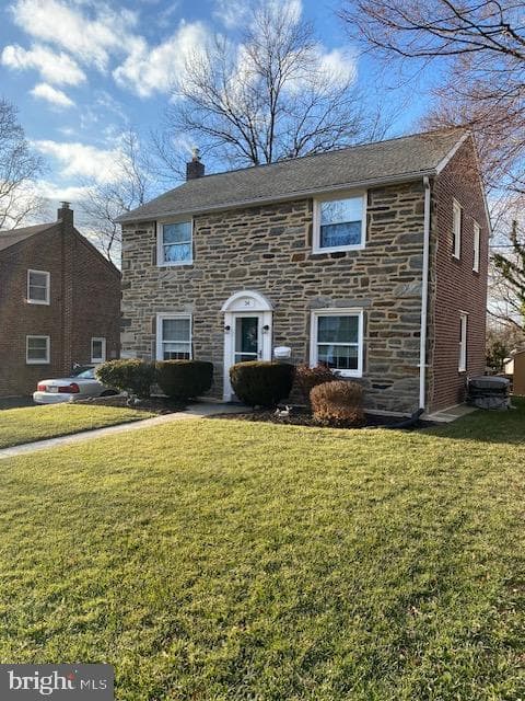 34 Schuyler Road photo 3