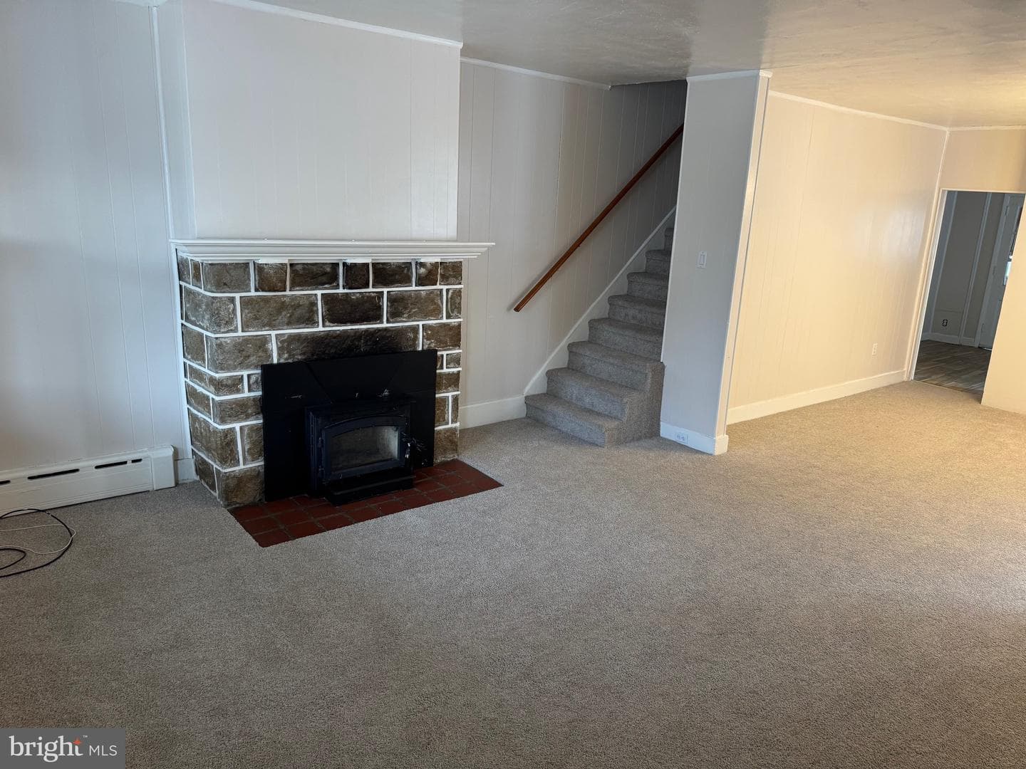 417 Laurel Road photo 9