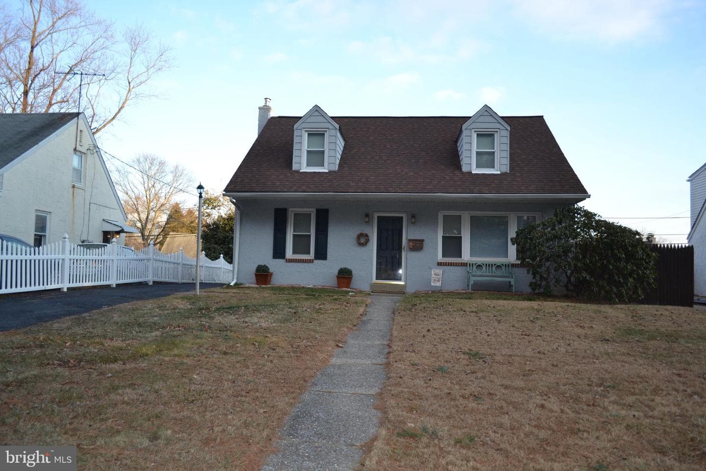 49 Kirk Lane photo 2