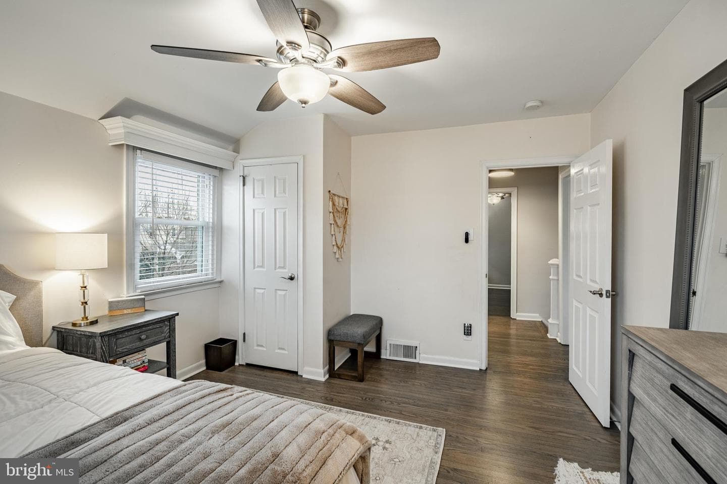 1808 Hawthorne Avenue photo 31