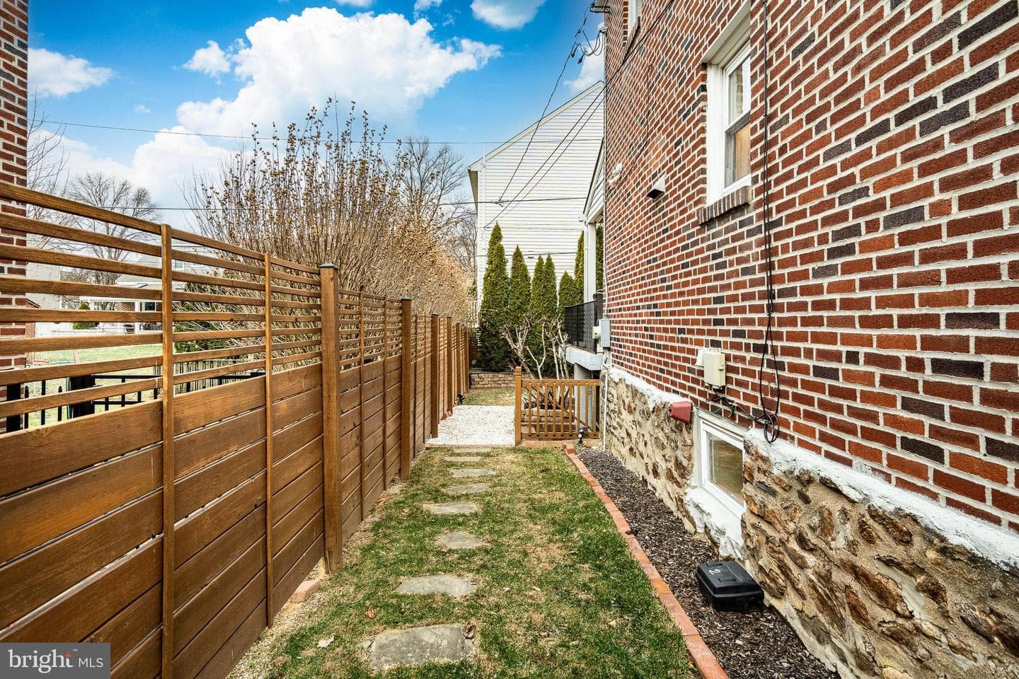 1808 Hawthorne Avenue photo 50