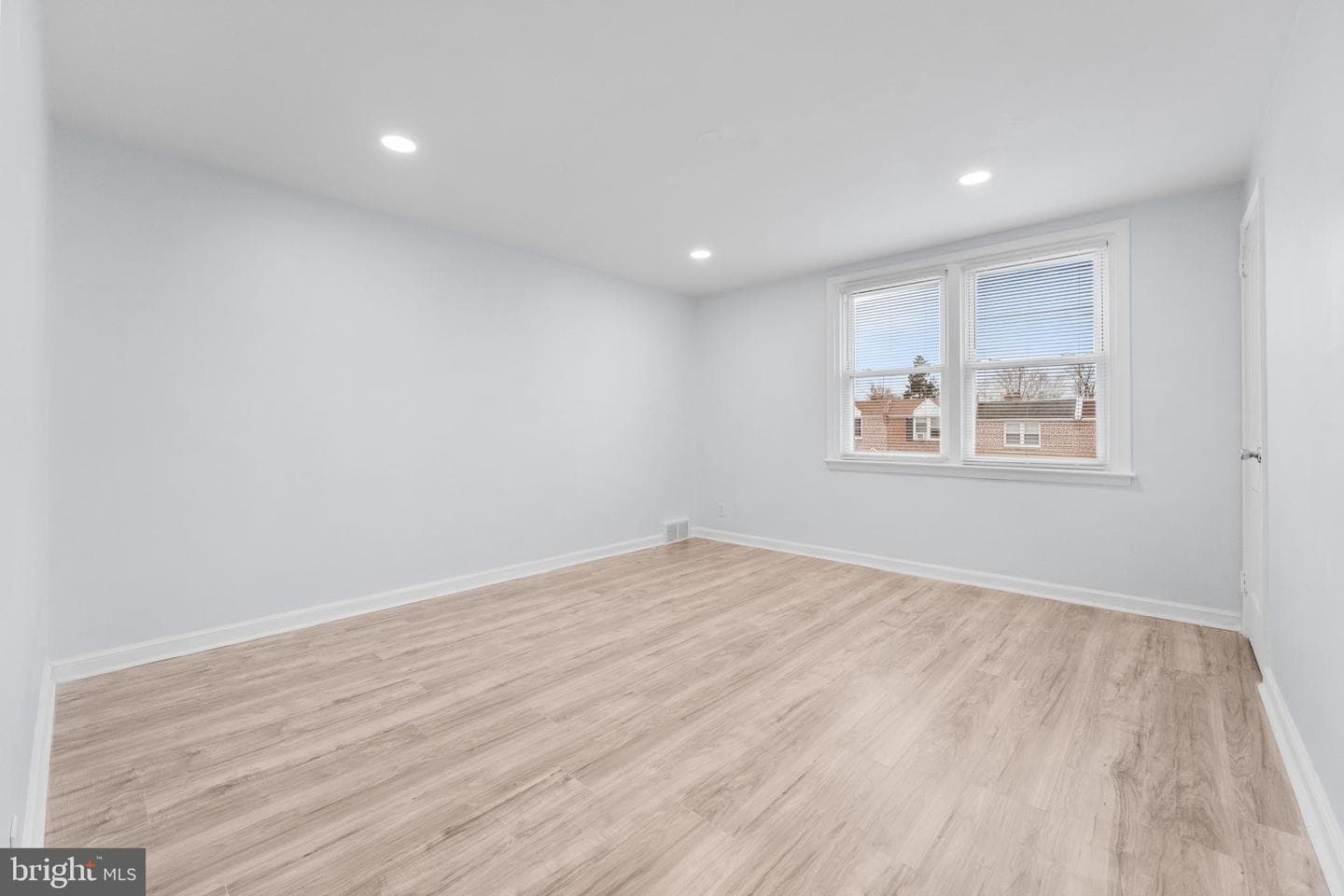 17 Folcroft Avenue photo 18