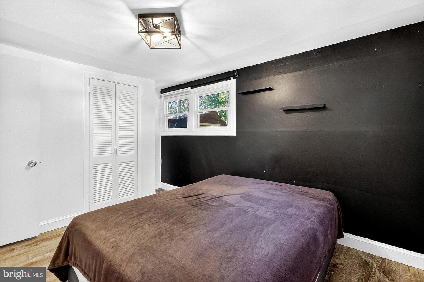 363 Hutchinson Terrace photo 16