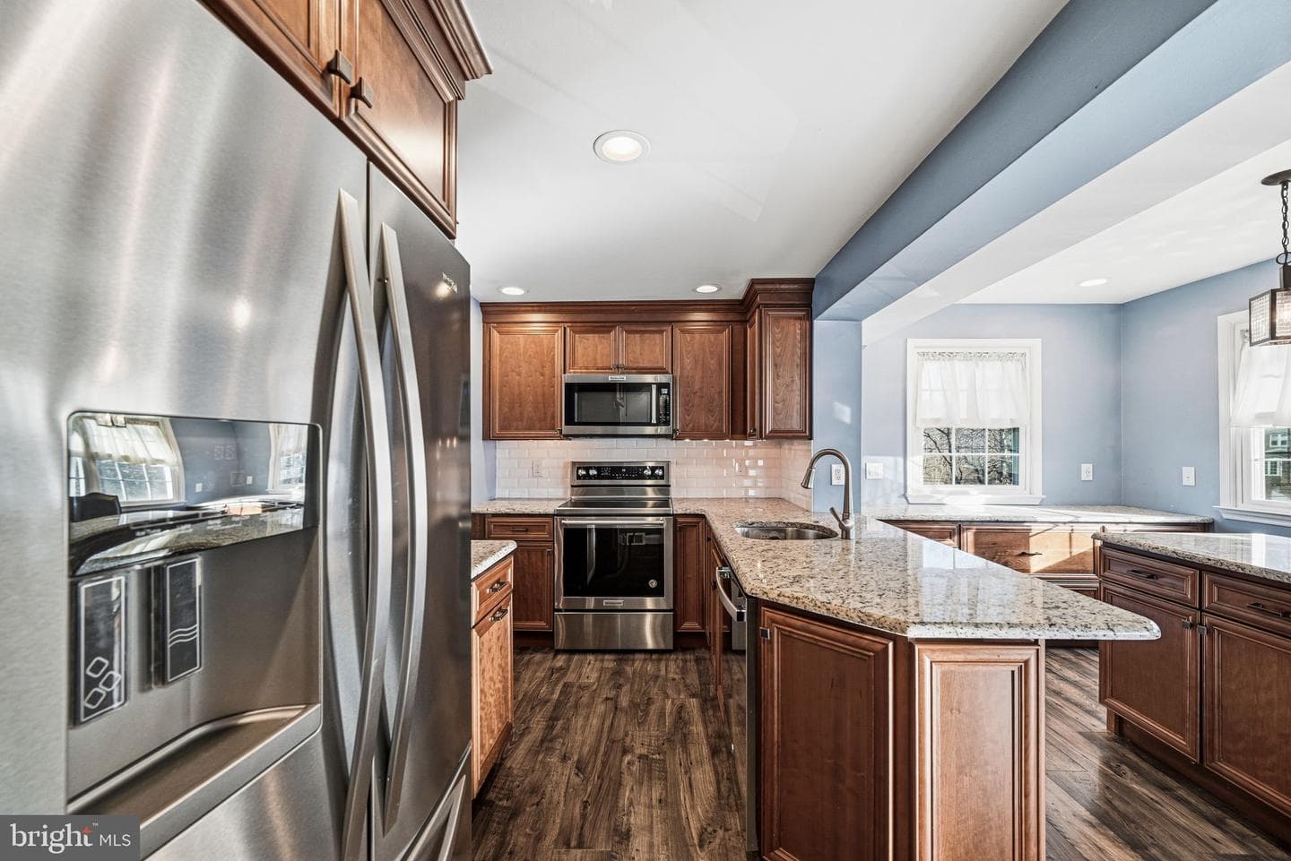 243 Colonial Park Drive photo 9