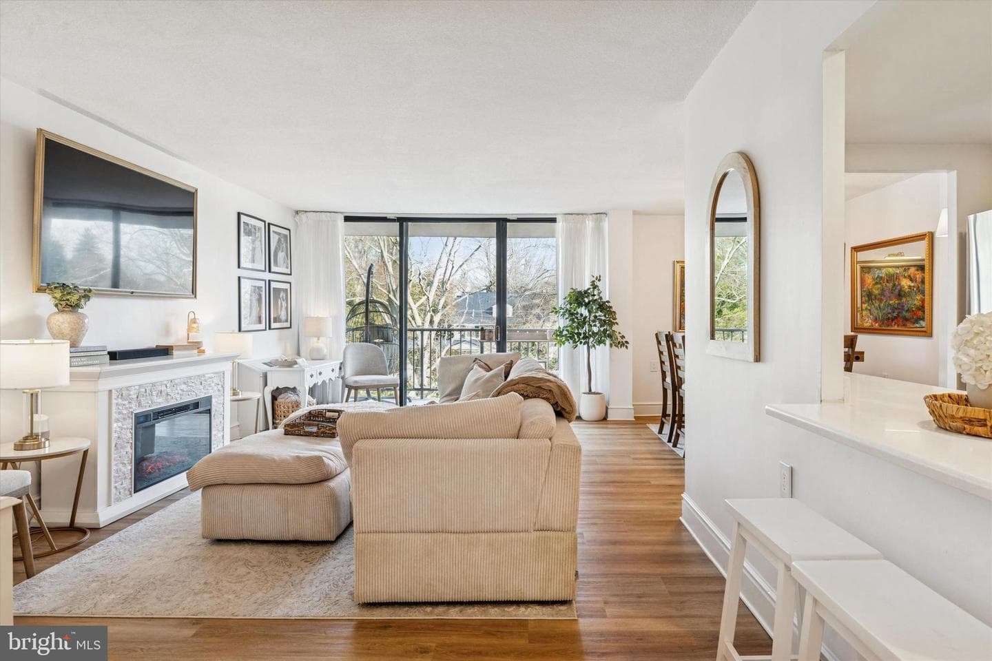 801 Yale Avenue #921 photo 1