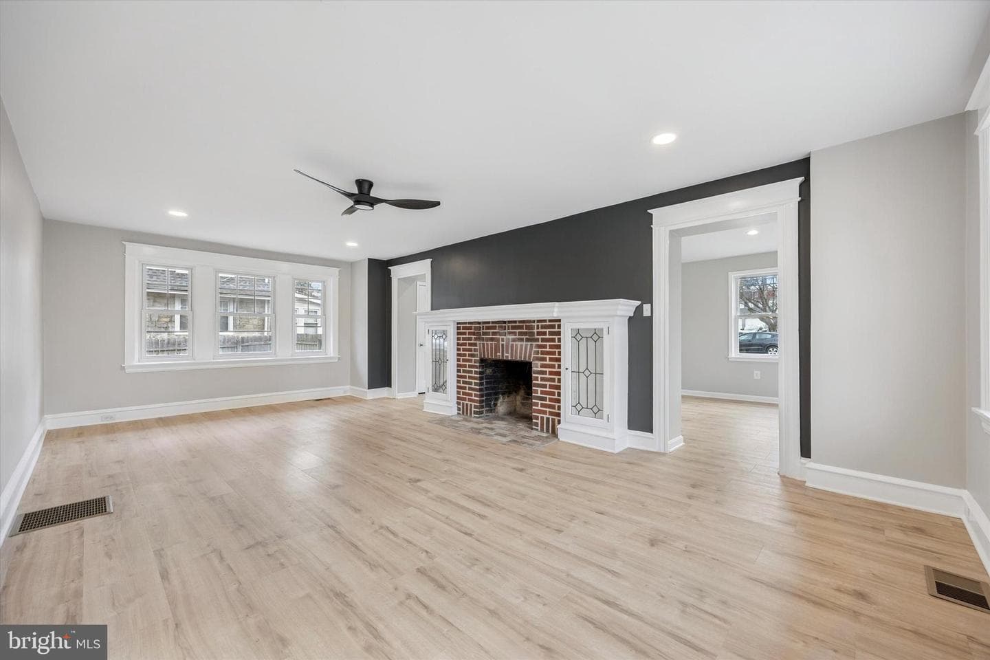 703 Lindale Avenue photo 3