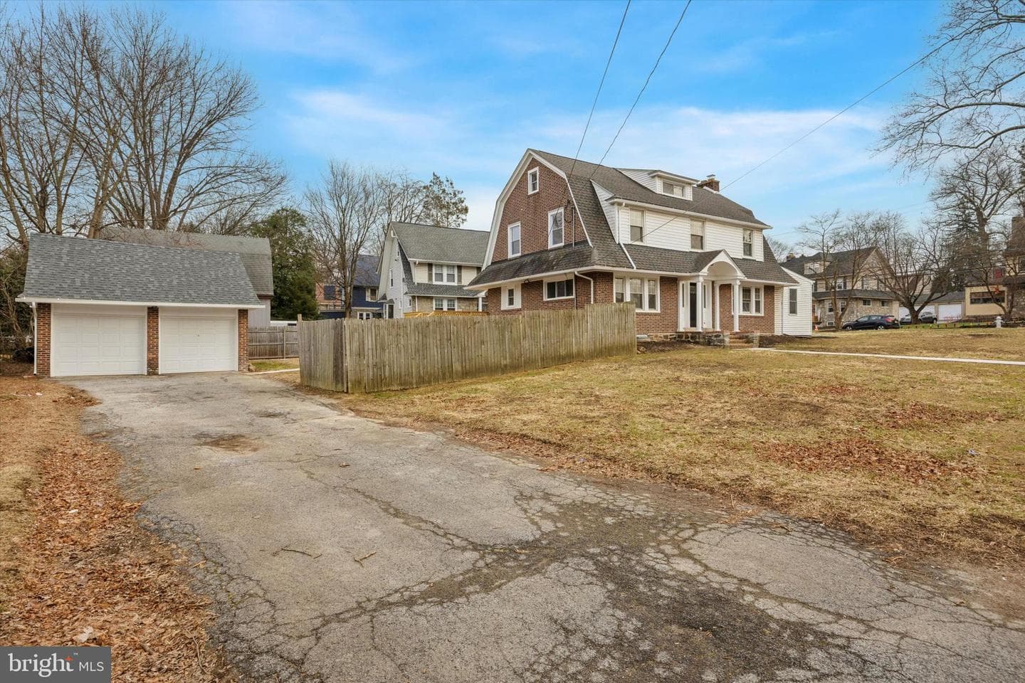 703 Lindale Avenue photo 35