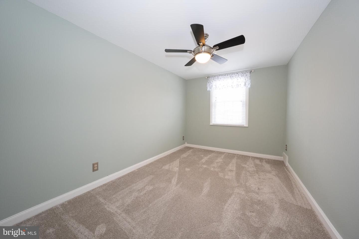 5134 Gramercy Drive photo 17