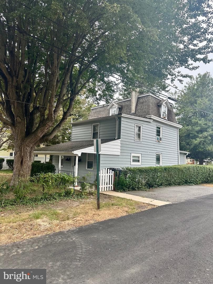 601 Vernon Street photo 28