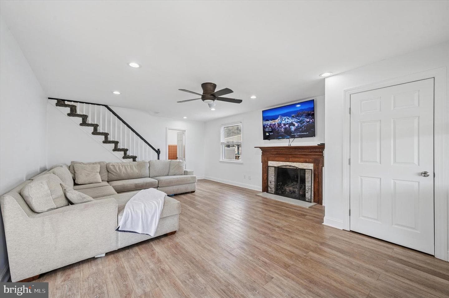 24 Upland Road photo 4
