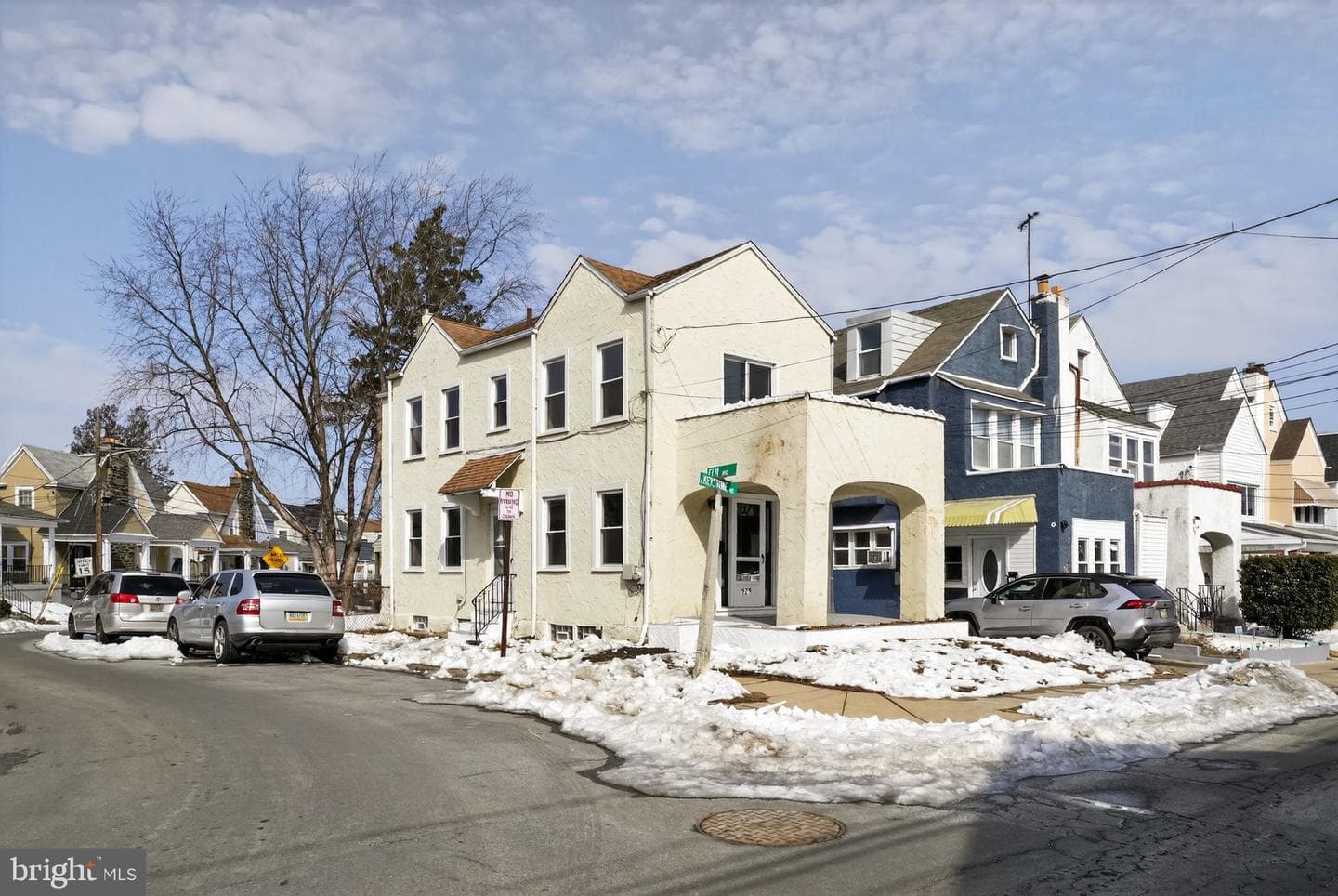 129 S Keystone Avenue photo 3