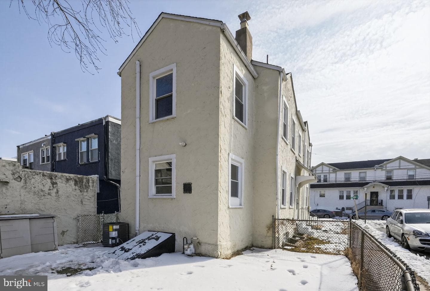 129 S Keystone Avenue photo 4
