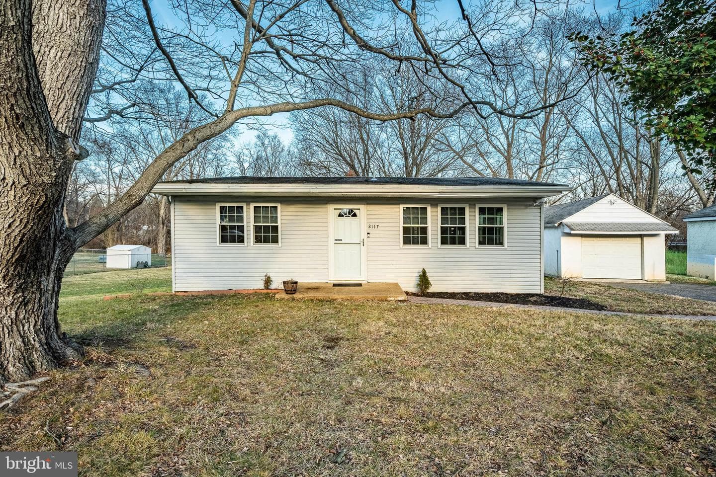 2117 Locust Street photo 1