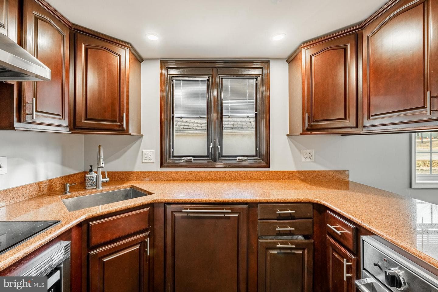 2117 Locust Street photo 18