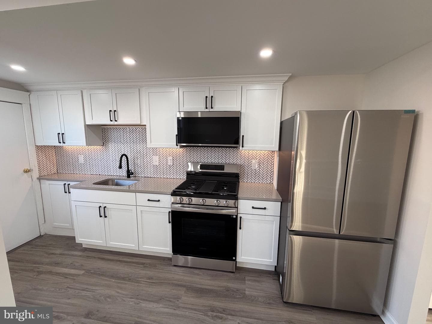 641 Copley Road photo 7