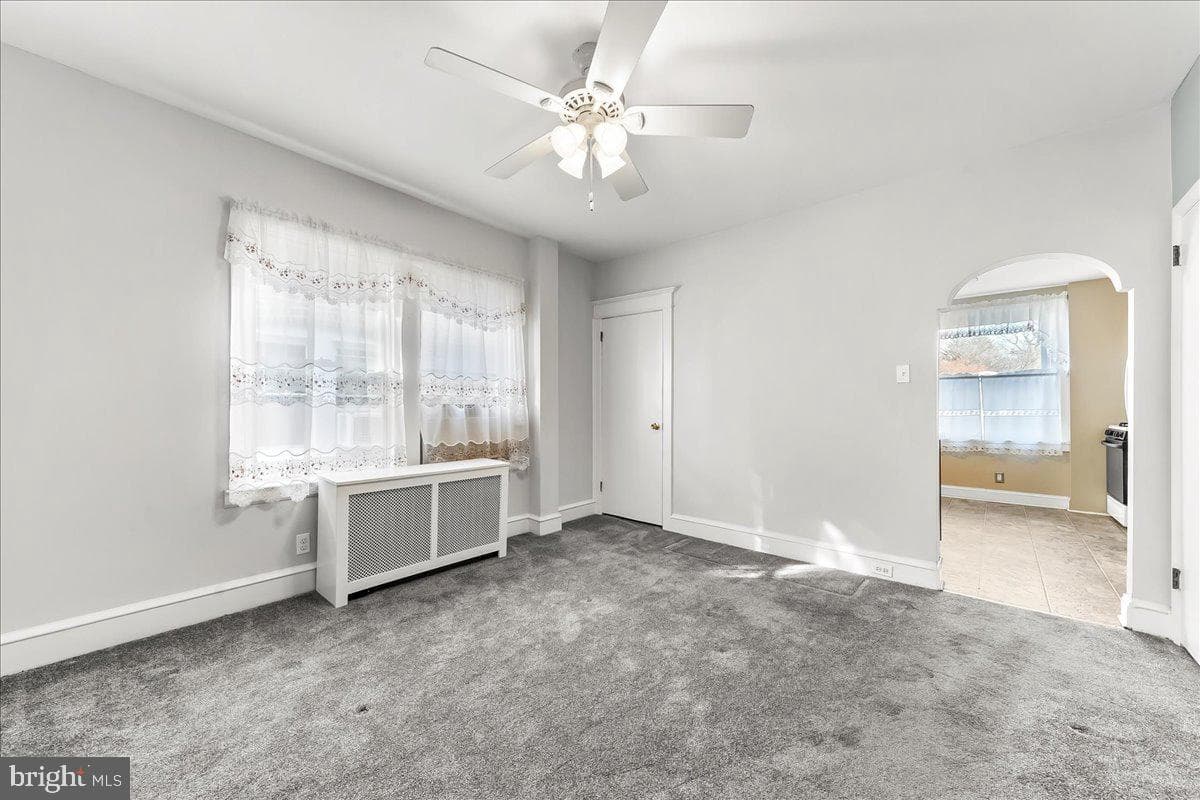 217 Blunston Avenue photo 16