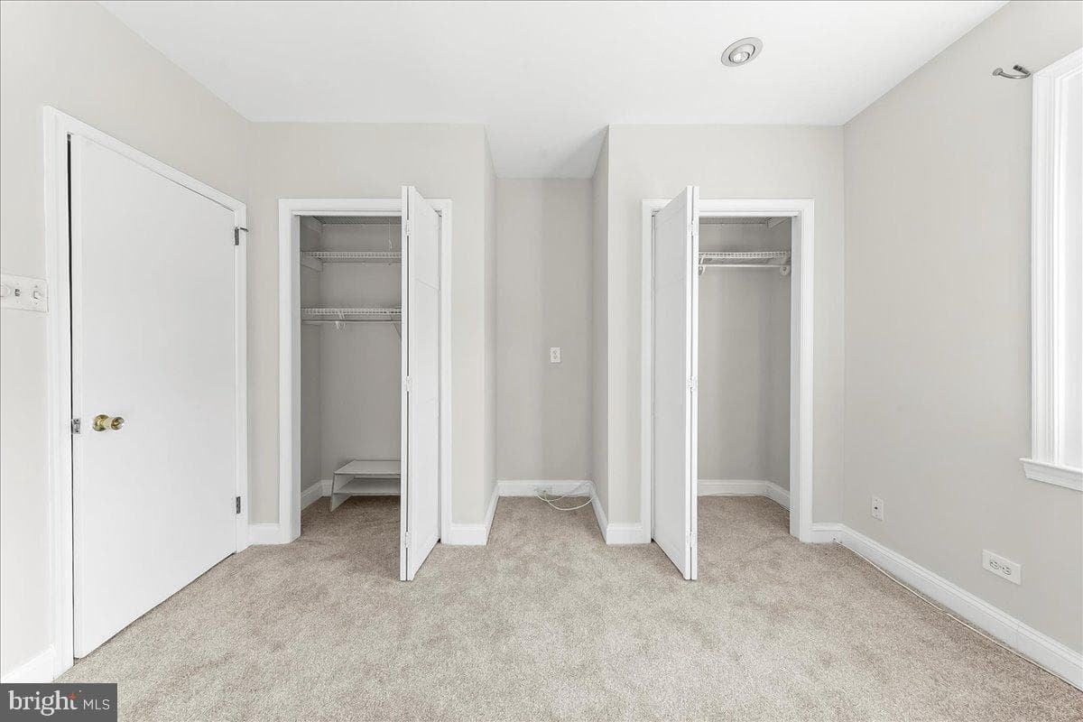 217 Blunston Avenue photo 37