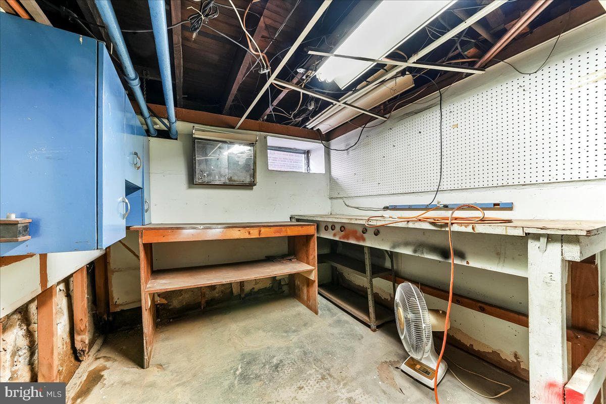 217 Blunston Avenue photo 45