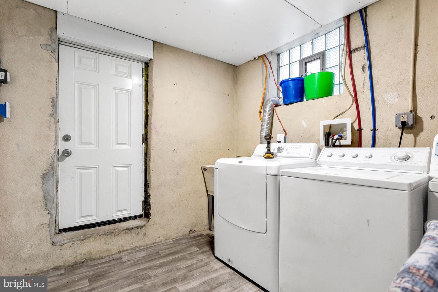15 Kenmore Road photo 34