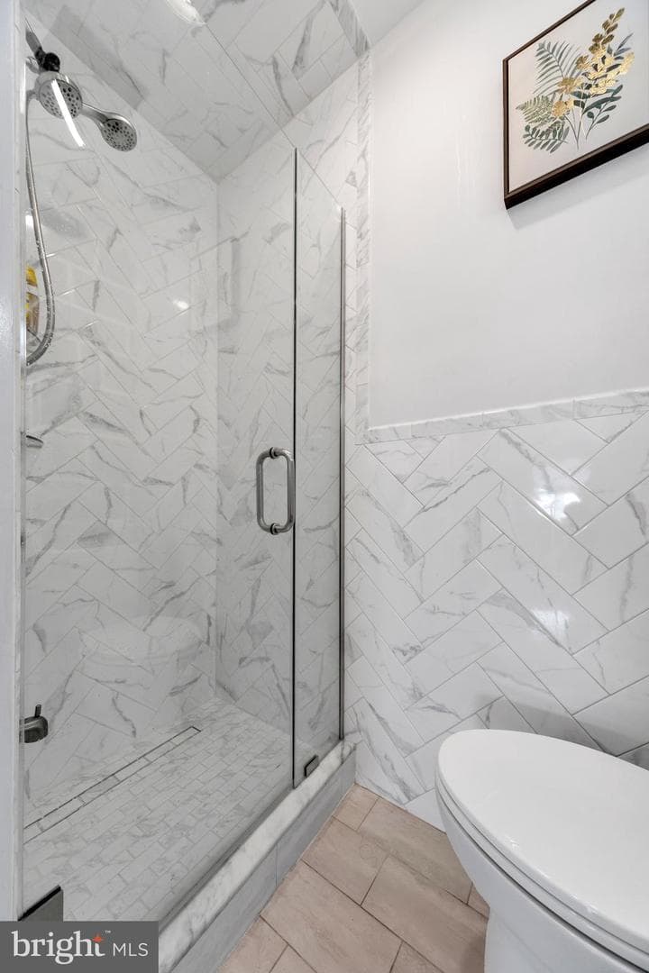 15 Kenmore Road photo 7