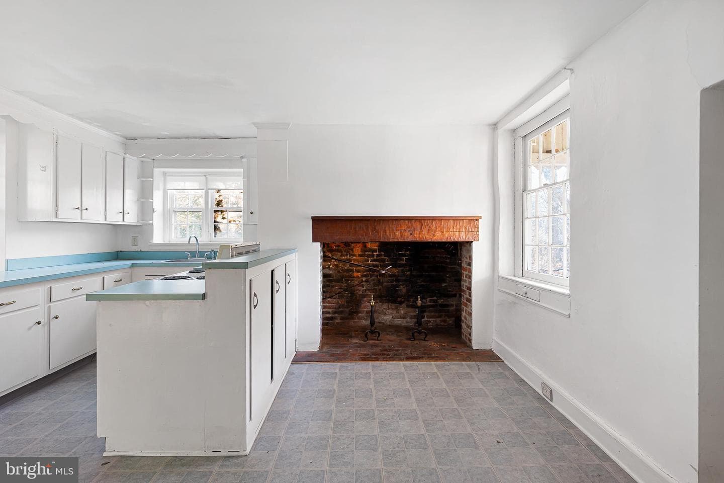 547 Concord Road photo 24