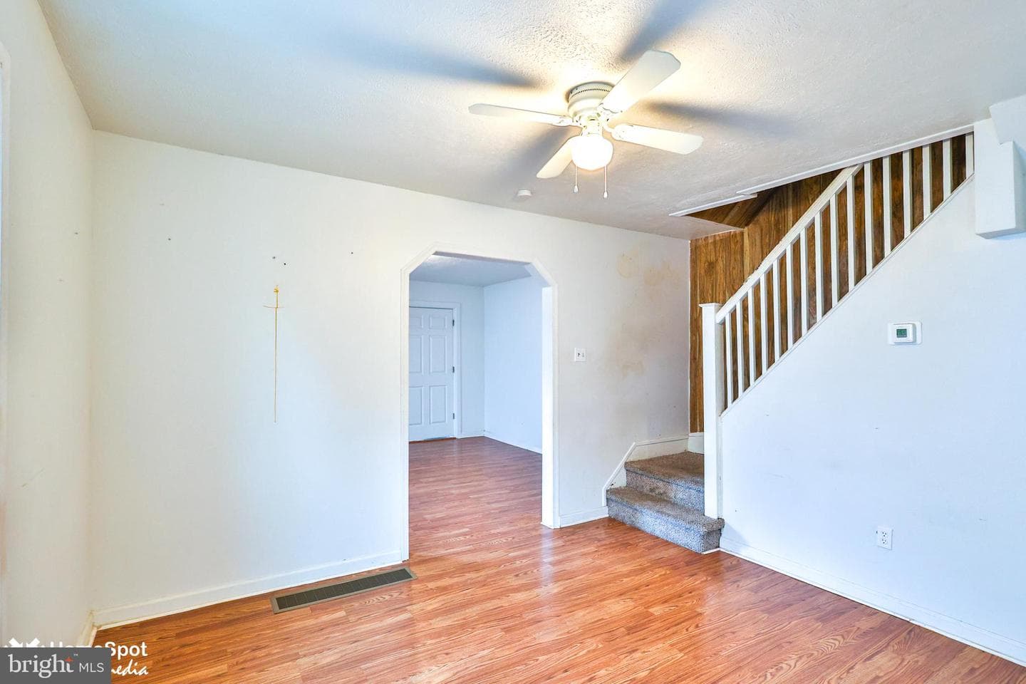 1125 Morton Avenue photo 18