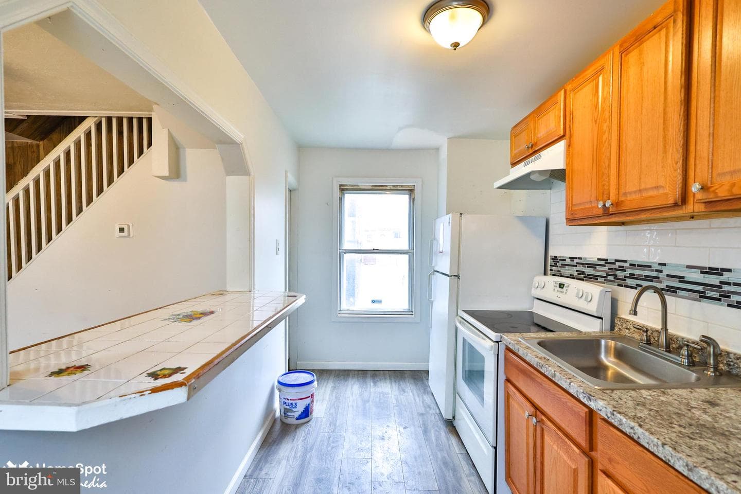 1125 Morton Avenue photo 22