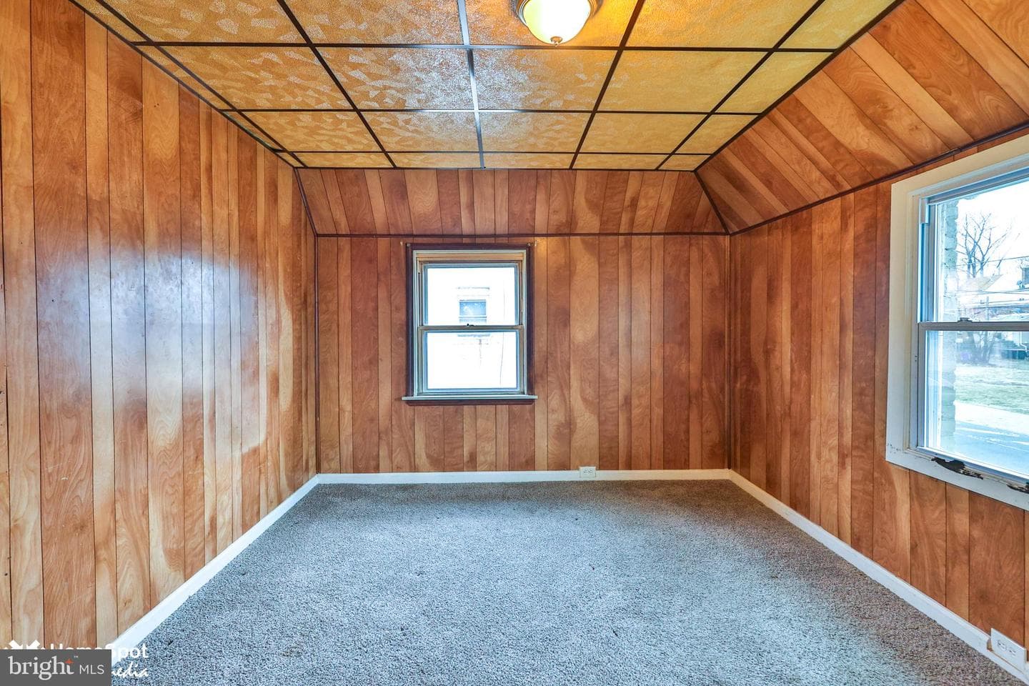 1125 Morton Avenue photo 28
