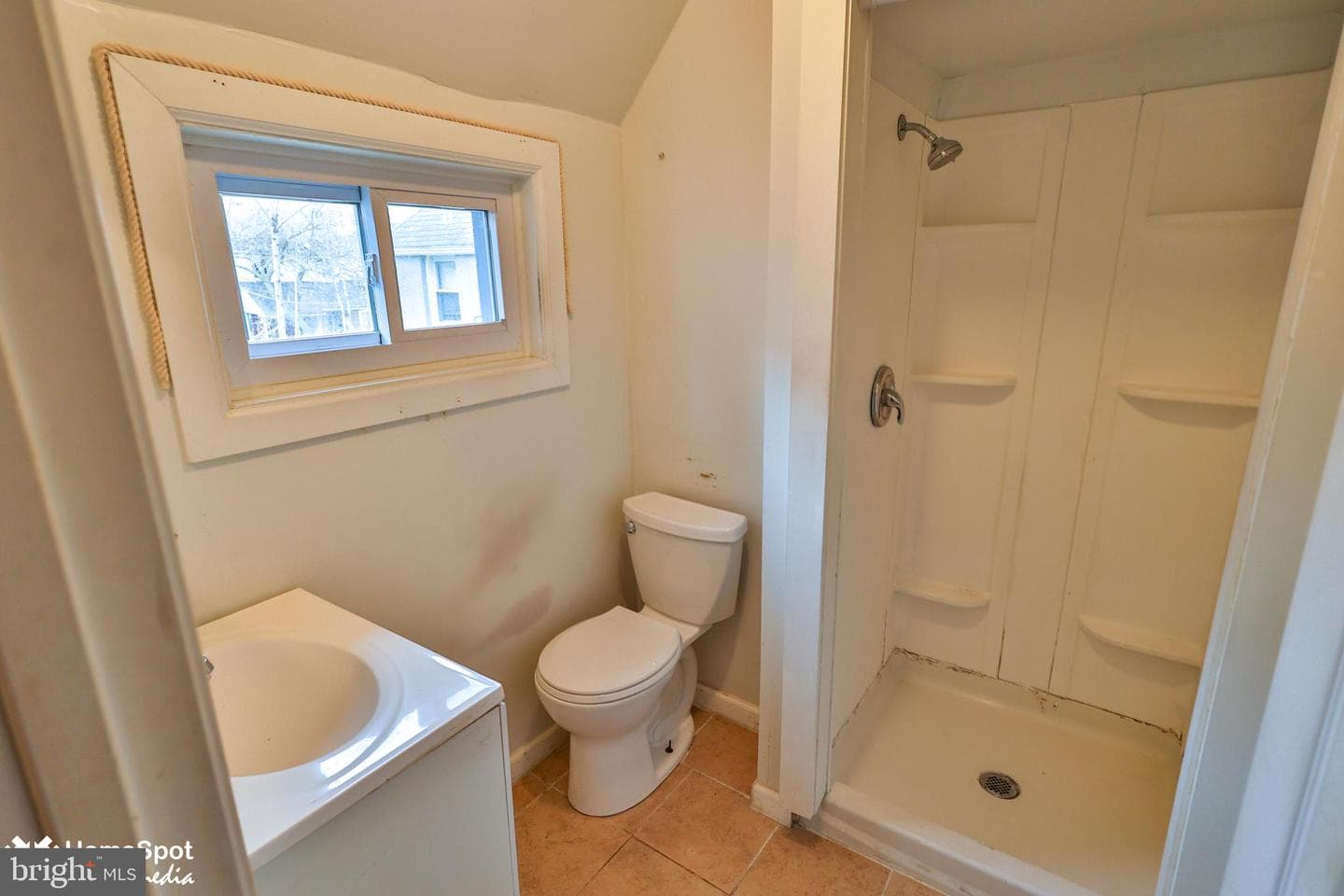 1125 Morton Avenue photo 41