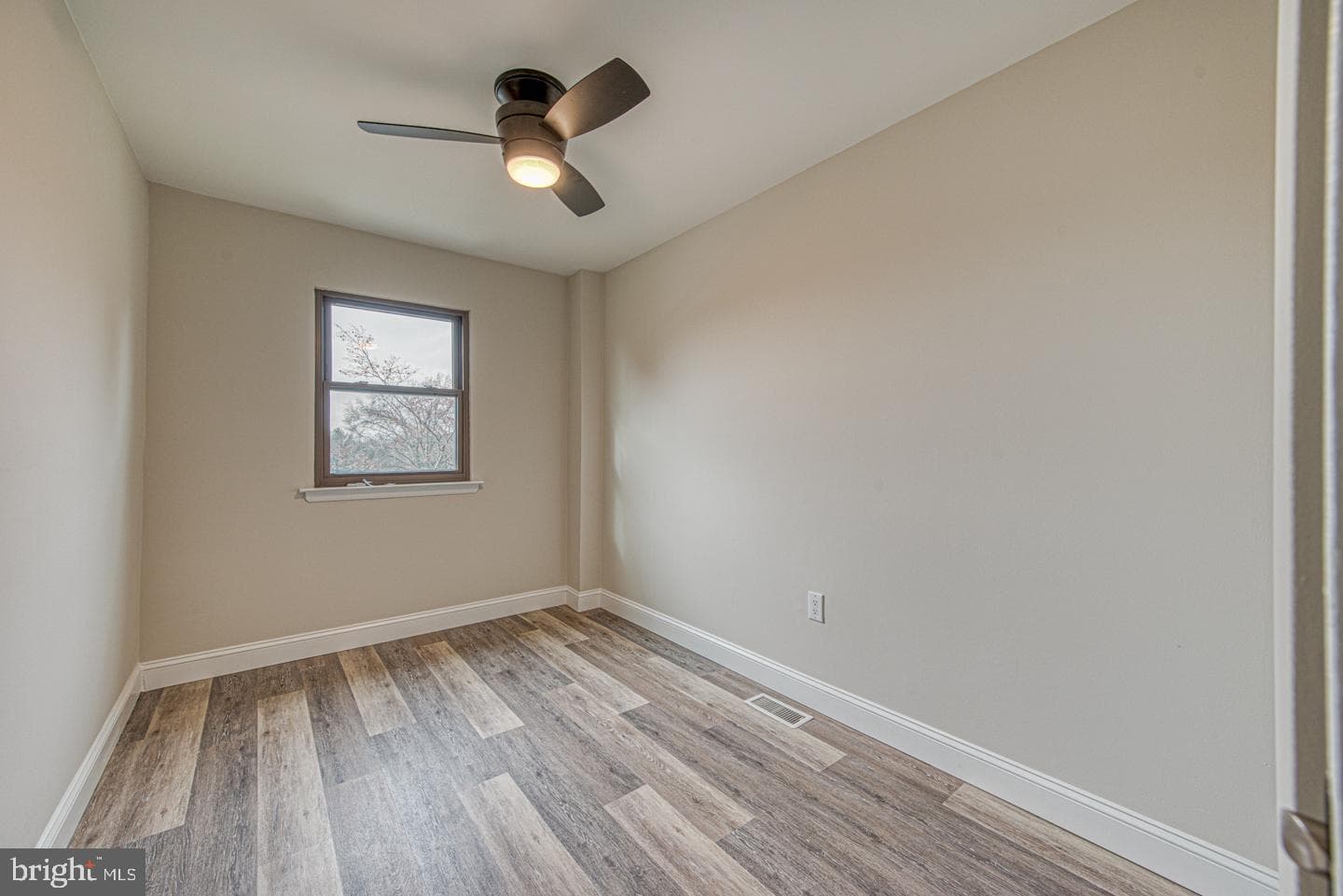 261 Bishop Drive photo 23