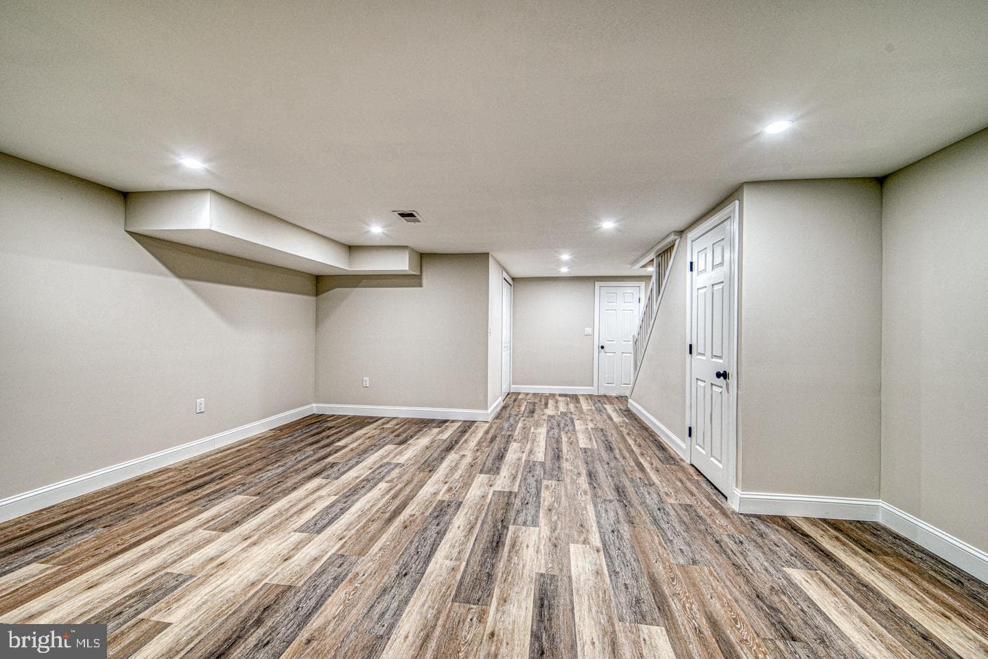 261 Bishop Drive photo 29