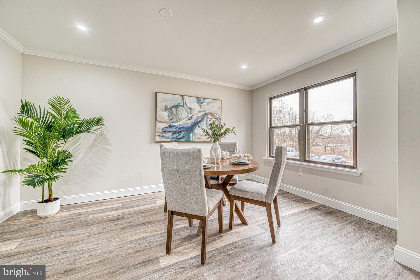 261 Bishop Drive photo 5