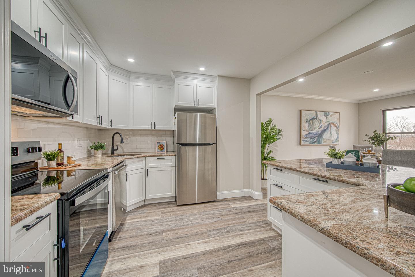 261 Bishop Drive photo 9