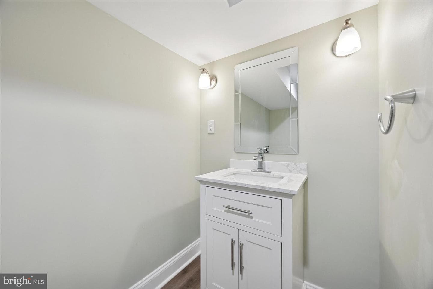 1002 11th Avenue photo 39