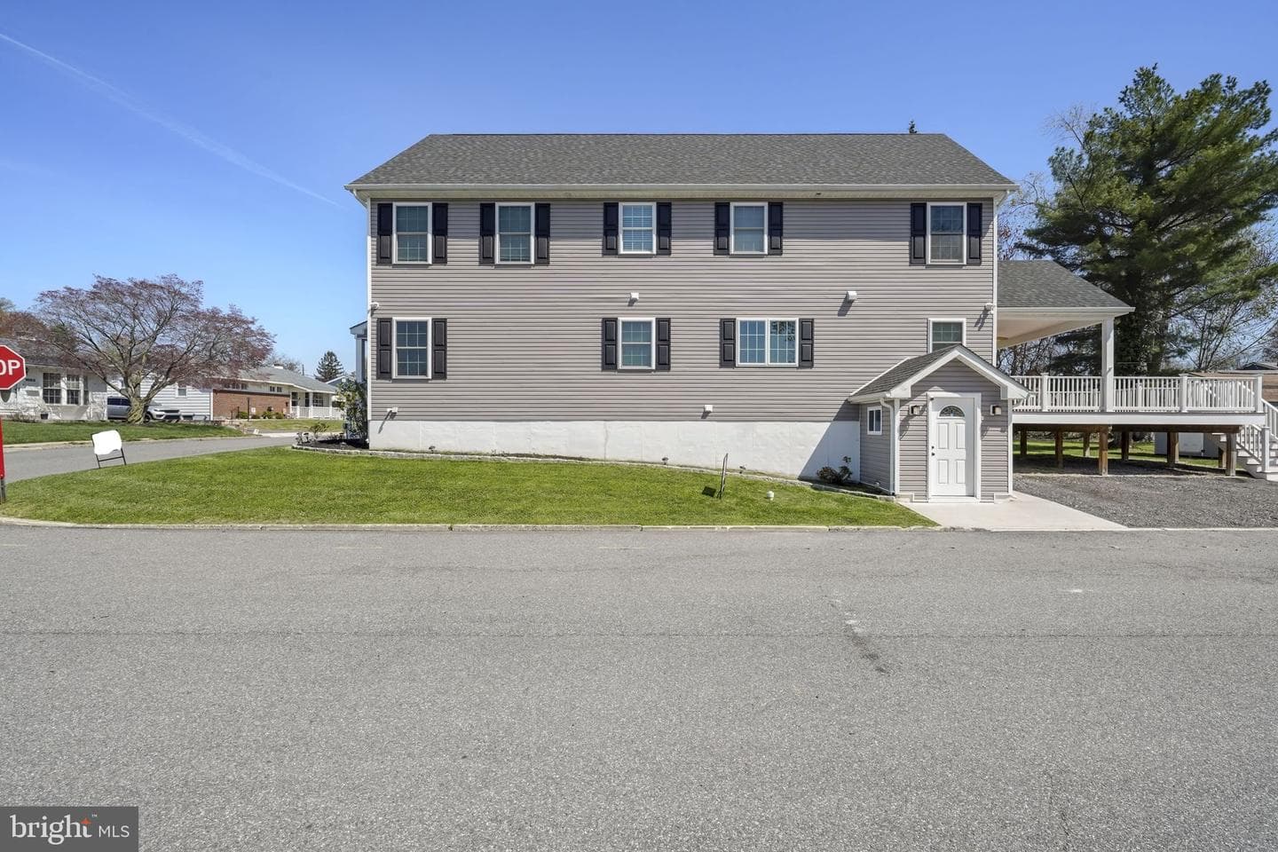 1002 11th Avenue photo 42